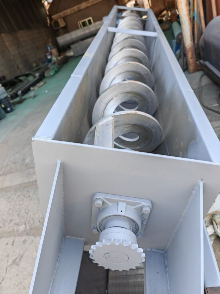 Continuous Equal Thickness Screw Flight 3