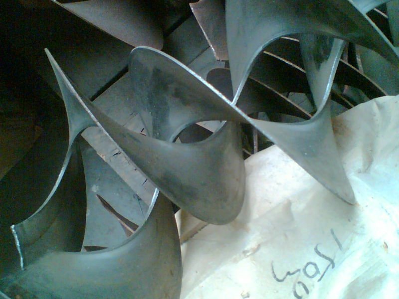Continuous Cold-Rolled Screw Flight 3